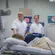 MDL-arts Erik Schoon bezig met endoscopie | Rechts het beeldscherm met de uitslag van de computer (Foto: Catharina Ziekenhuis)
